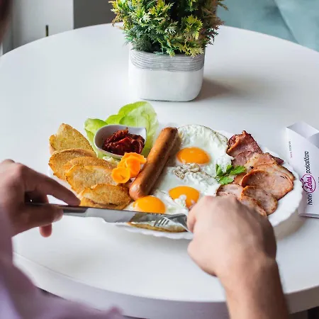 Hotell Garni Lotos *